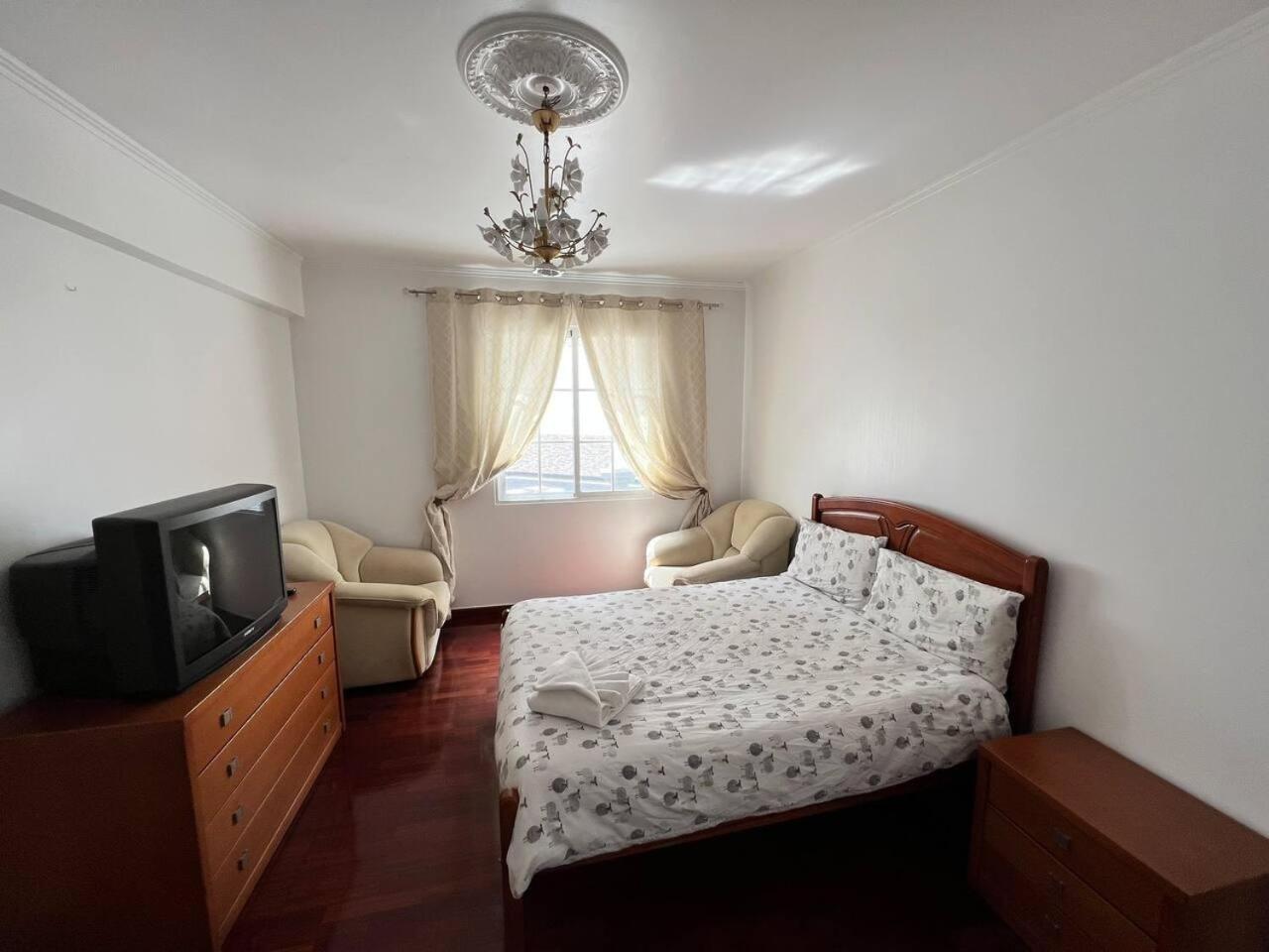 Comfortable 2-Bedroom Apartment For Relaxing Stays Фуншал Екстериор снимка